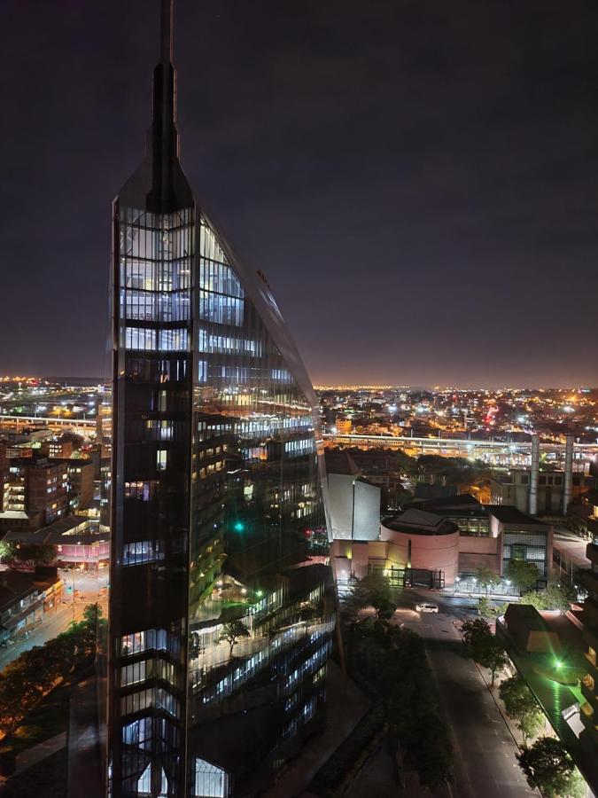 The Franklin Luxury Apartments Йоханнесбург Экстерьер фото